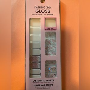 Dashing Diva gloss gel palette in Crystal Clear